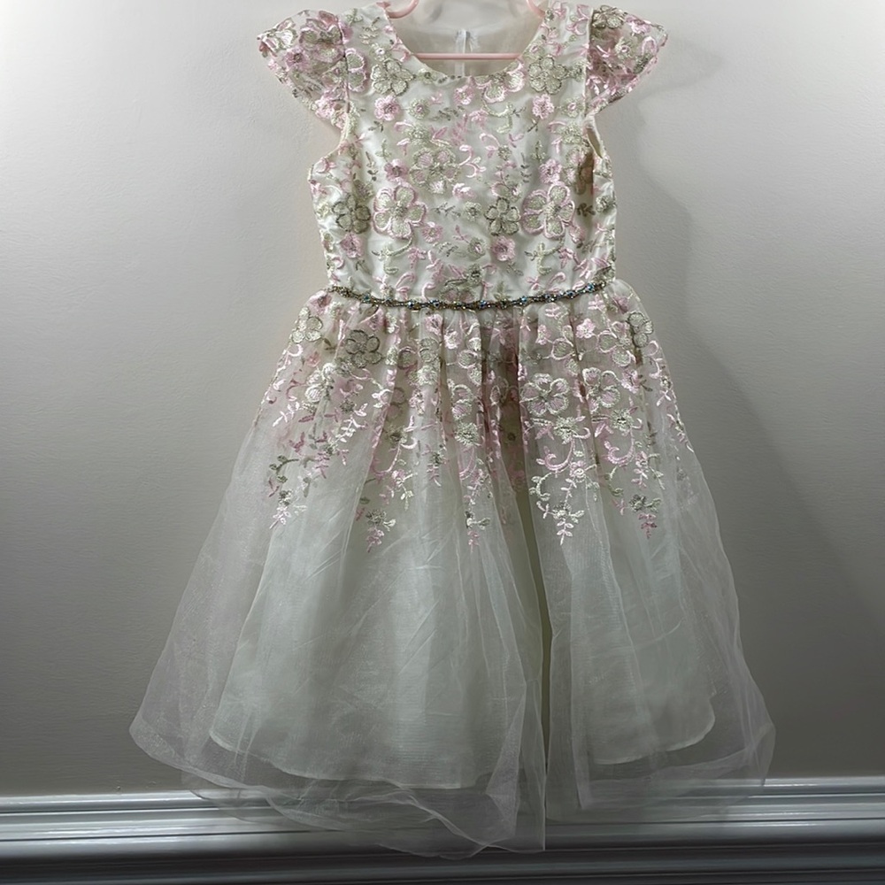 Rare Editions formal dress in cream with pink and good embroidery. Size 7.